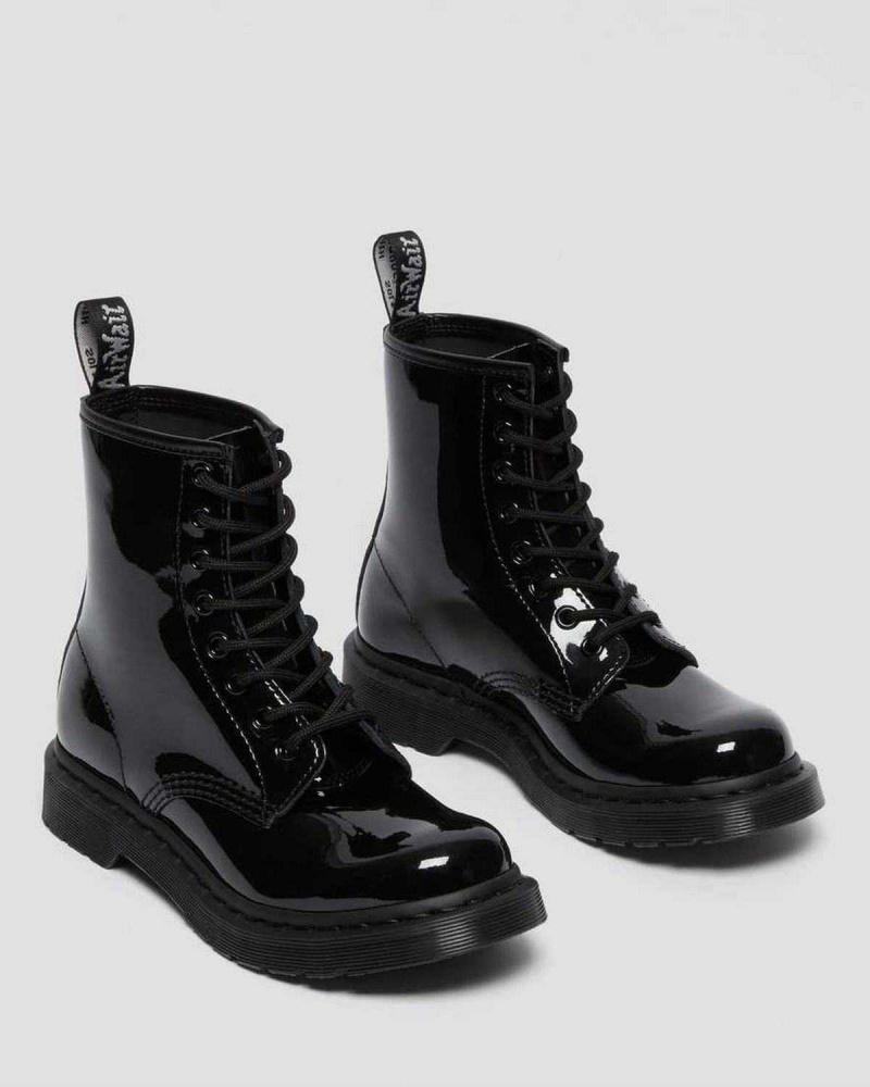 Black DR Martens 1460 Mono Patent Leather Lace Up Boots | 0936FVTML