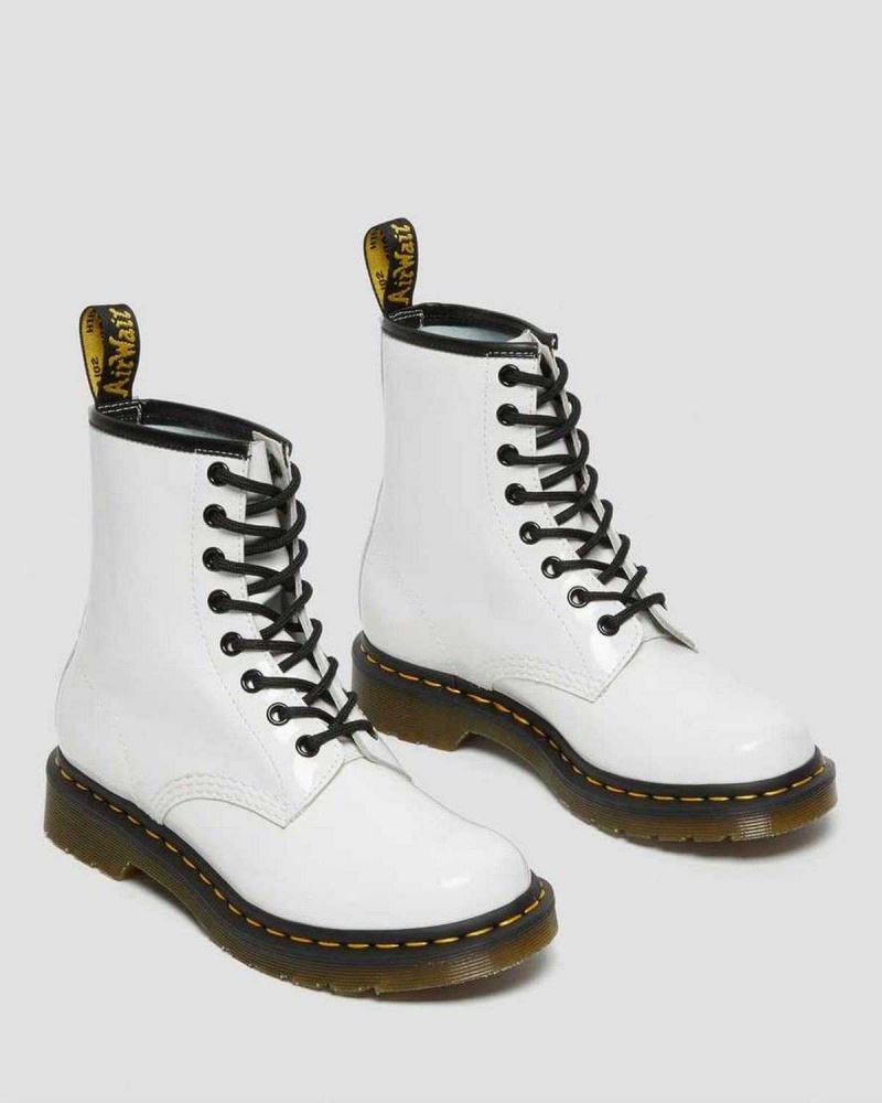 Black DR Martens 1460 Patent Leather Lace Up Boots | 2579LWAQE