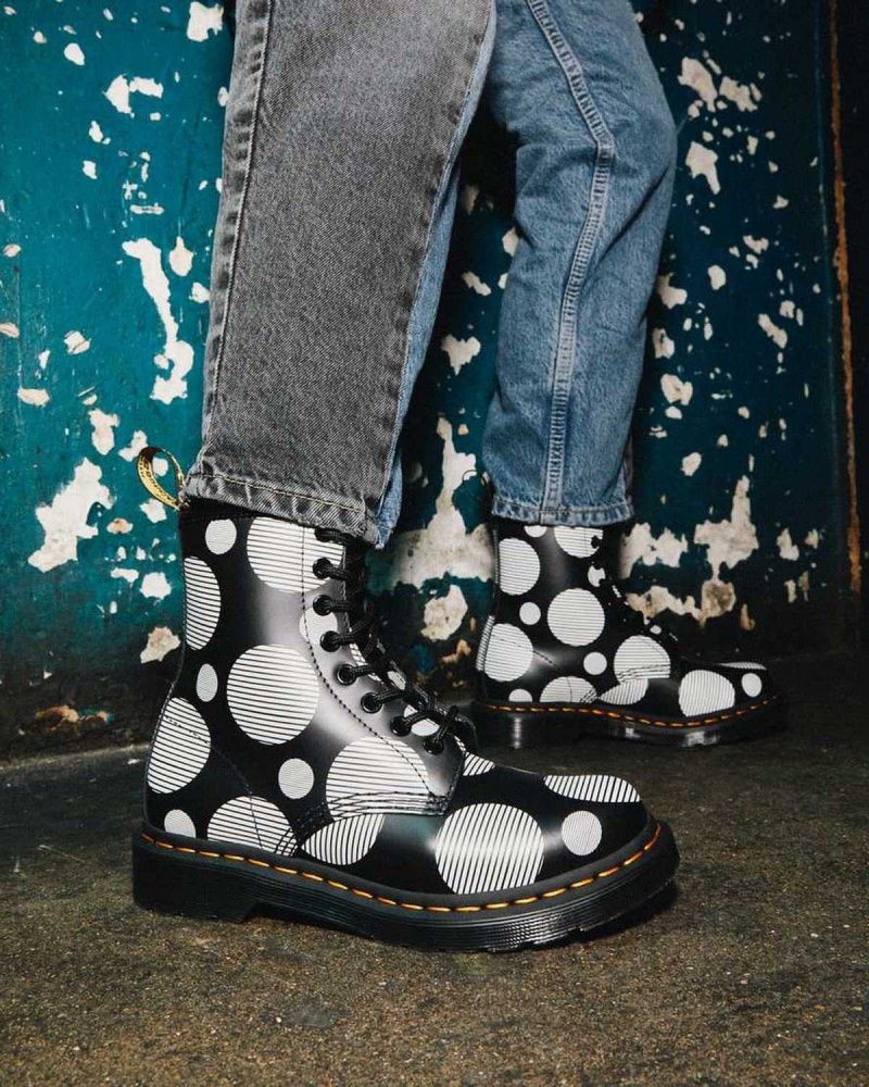 Black DR Martens 1460 Polka Dot Smooth Leather Lace Up Boots | 2750VGBTH