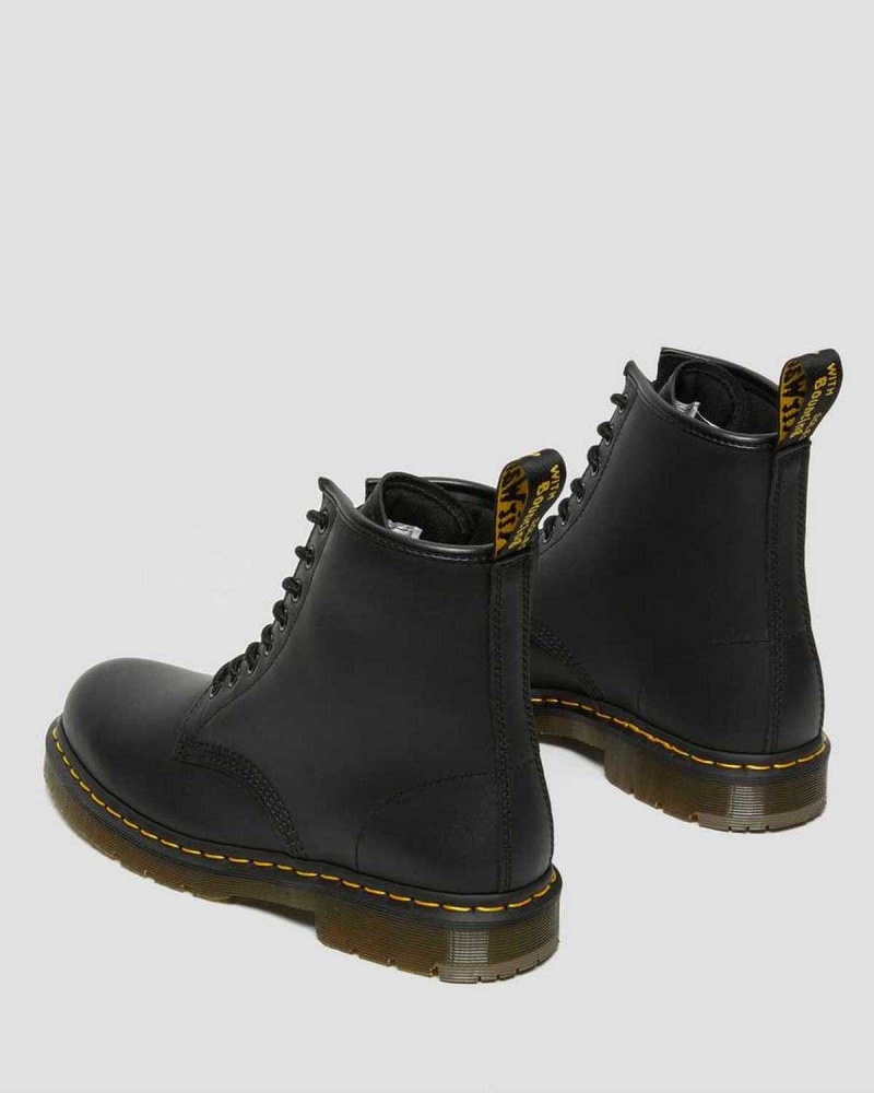 Black DR Martens 1460 Slip Resistant Leather Lace Up Boots | 8605MLGPY