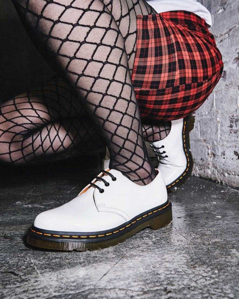 Black DR Martens 1461 Patent Leather Oxford Shoes | 4982CHQUX