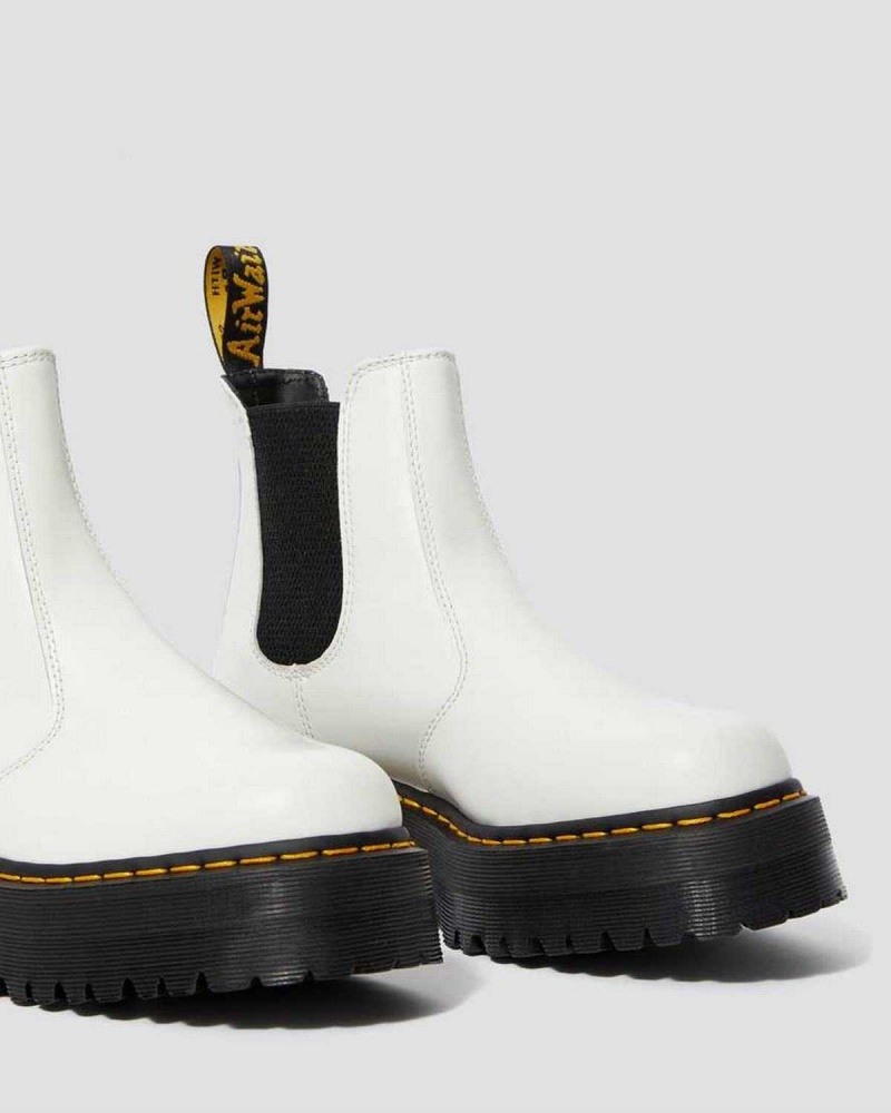 Black DR Martens 2976 Smooth Leather Platform Chelsea Boots | 0635SADCK