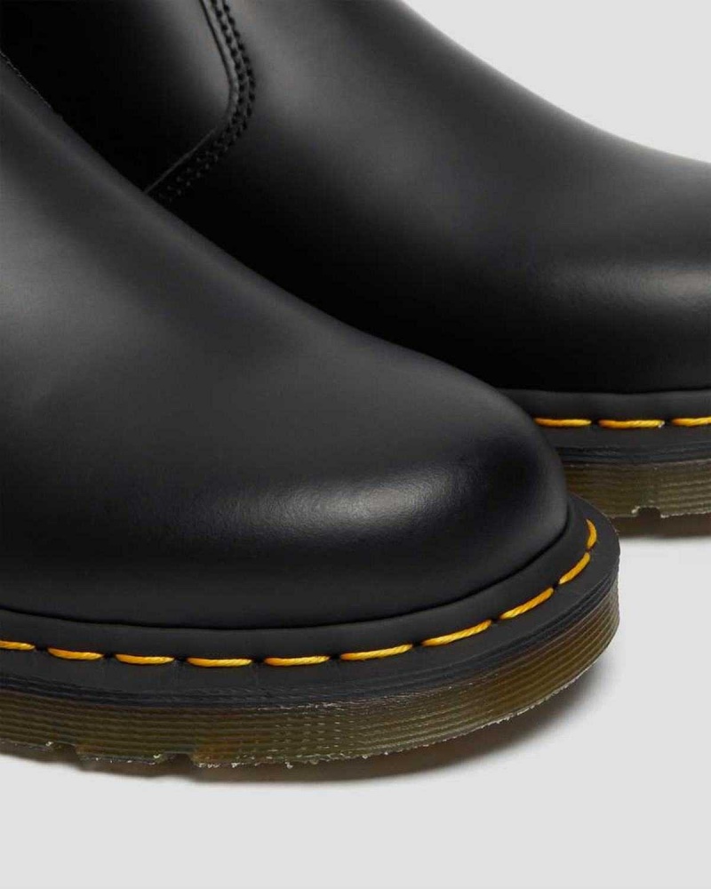 Black DR Martens 2976 Yellow Stitch Smooth Leather Chelsea Boots | 2510AIDPY