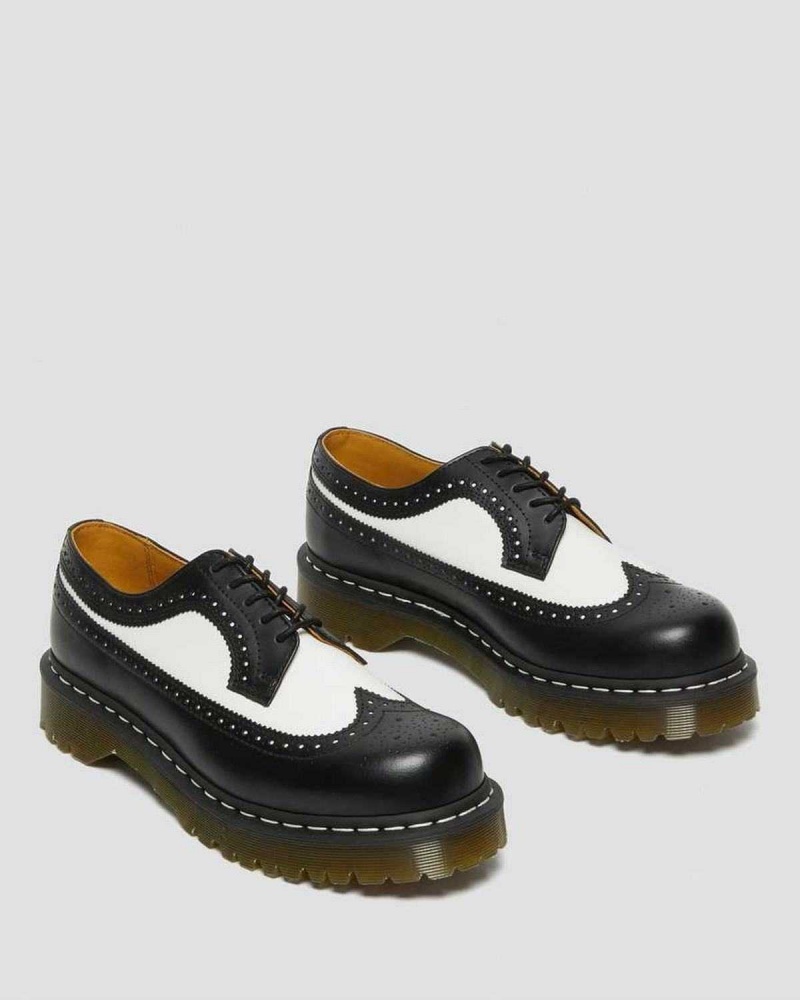 Black DR Martens 3989 Bex Smooth Leather Brogue Shoes | 6903PGZRK