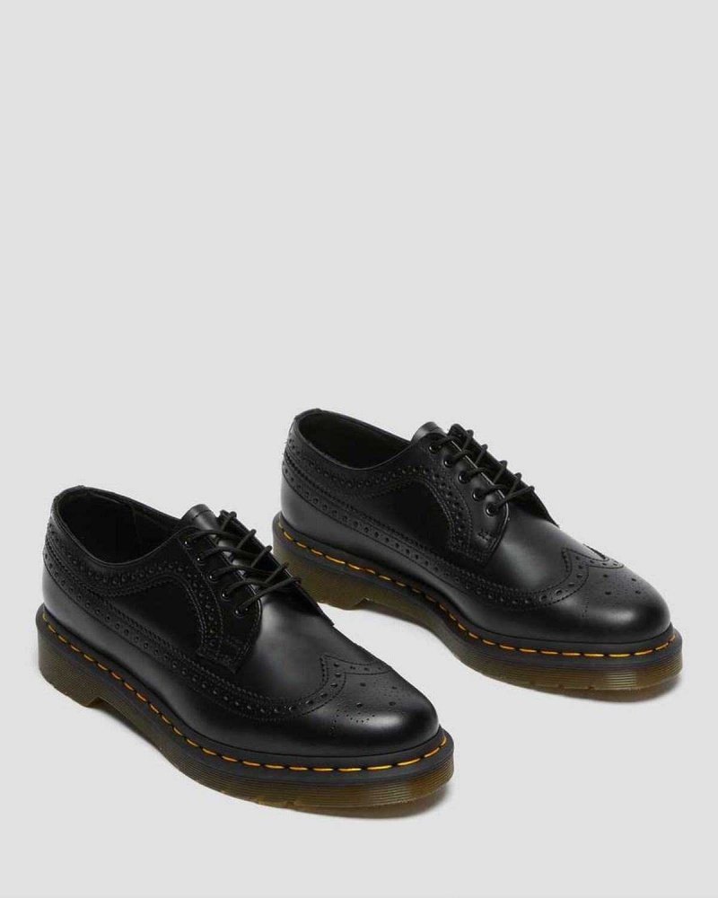 Black DR Martens 3989 Yellow Stitch Smooth Leather Brogue Shoes | 4058TQPFC