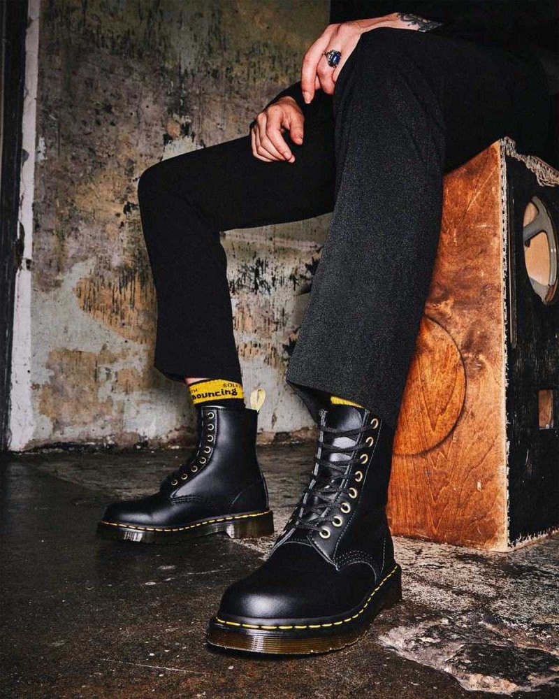 Black DR Martens Vegan 1460 Felix Lace Up Boots | 4651LSYMG