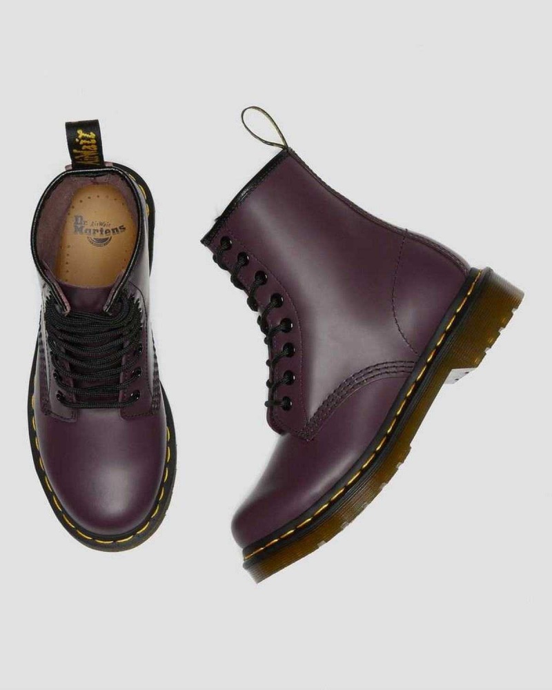 Dark Brown DR Martens 1460 Smooth Leather Lace Up Boots | 2698LKZNH