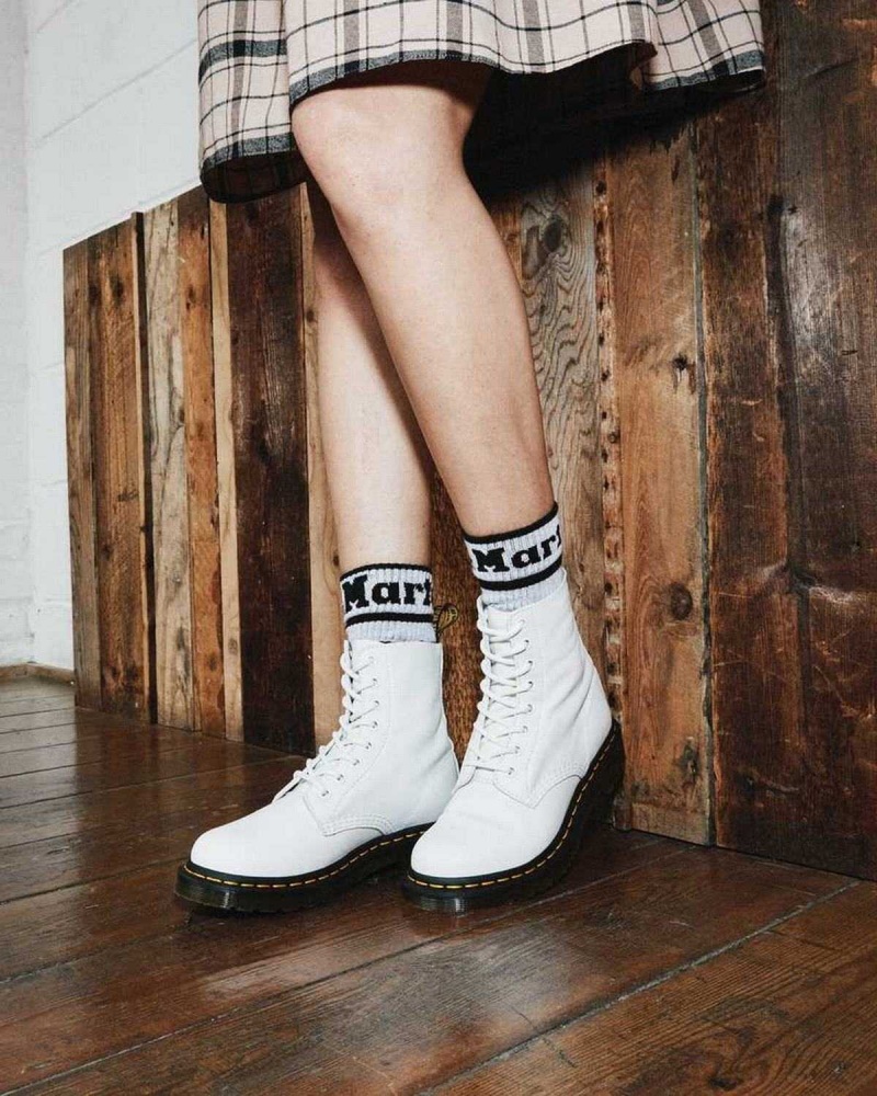 White DR Martens 1460 Pascal Virginia Leather Boots | 3428TBZHE