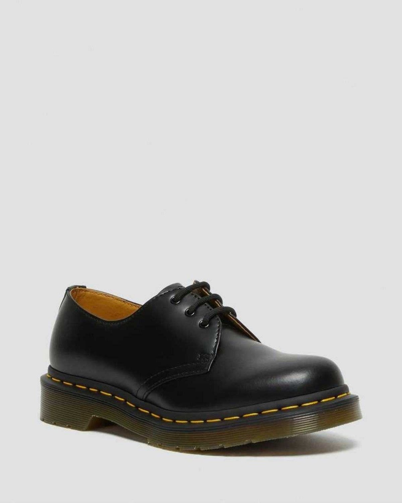 White DR Martens 1461 Smooth Leather Oxford Shoes | 6710BVJSN