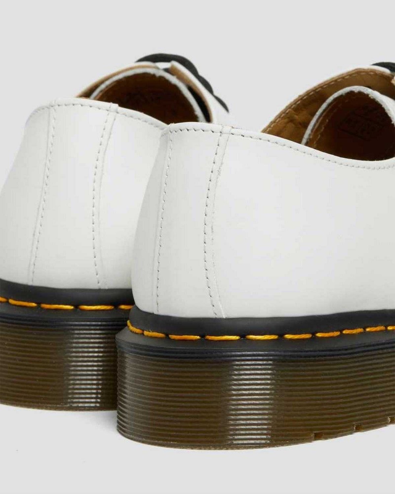 White DR Martens 1461 Smooth Leather Oxford Shoes | 5098LHZNT